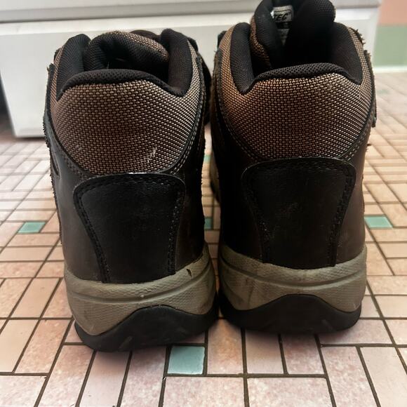 Hi-Tec Altitude Hiking Boots - Picture 5 of 6